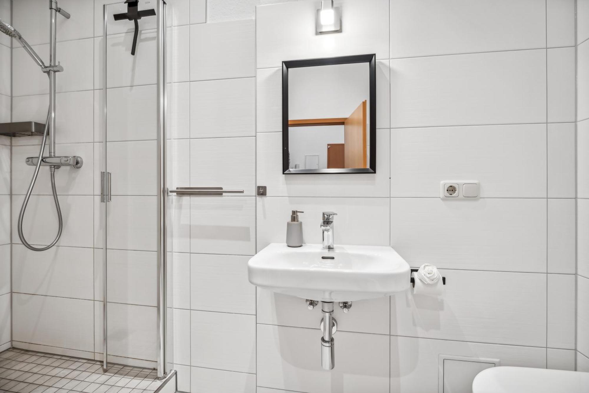 Roby-Erfurt Hbf-Nah, Balkon Apartment ภายนอก รูปภาพ