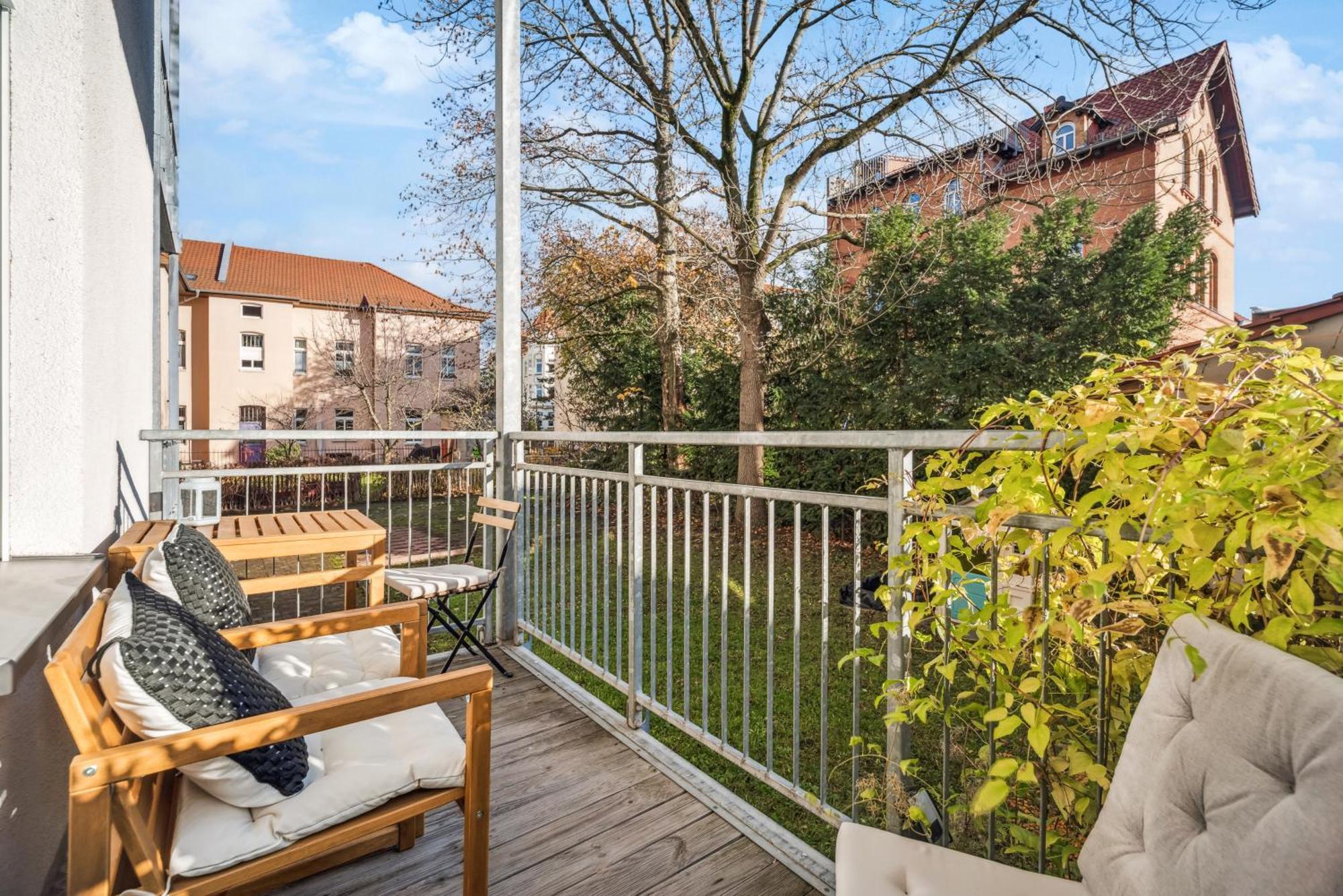 Roby-Erfurt Hbf-Nah, Balkon Apartment ภายนอก รูปภาพ